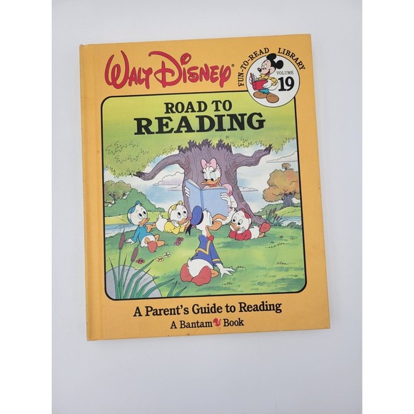 Lot of 4 Vtg Walt Disney Fun-To-Read books #1, 2, 5, 19 Pooh Mickey Thumper Road - Picture 5 of 12